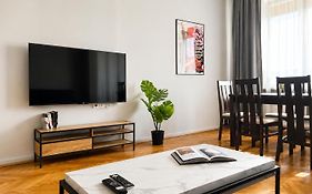 Big Apartment With 3 Bedrooms - 115M2 Only For You